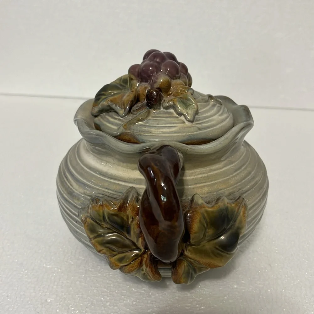 Rustic Vtg Medium Tureen Lidded Bowl Studio Art Pottery with Grape and Leaves